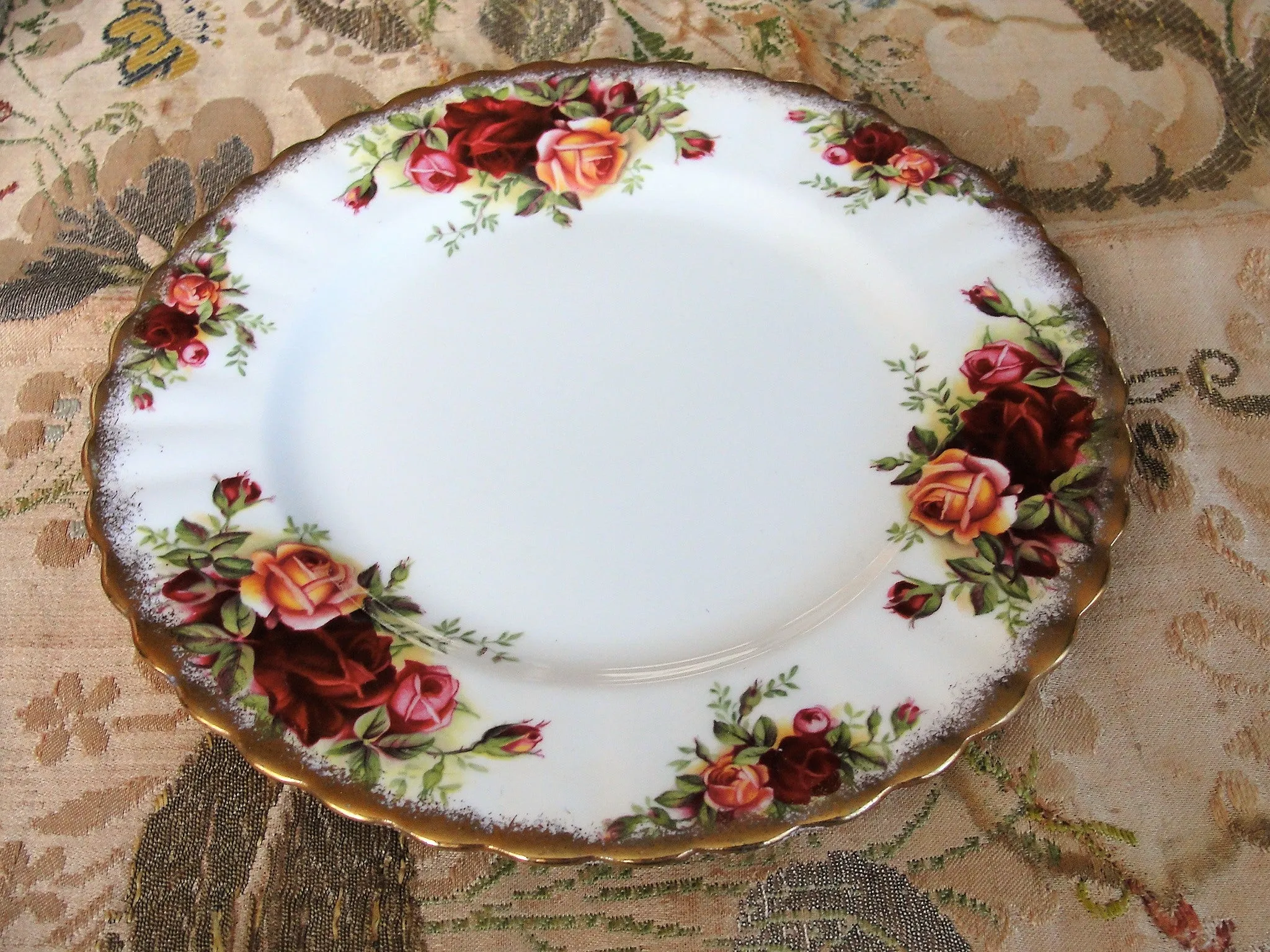 CHARMING Royal Albert Old Country Roses China Trio, Tea Cup, Saucer and Tea Plate Set,English Bone China, Tea Time, Collectible Teacups
