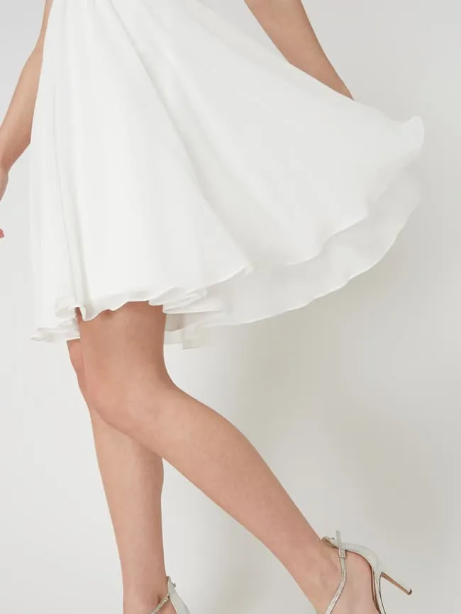 Crochet wedding dress made of lace and chiffon Luxuar, milky