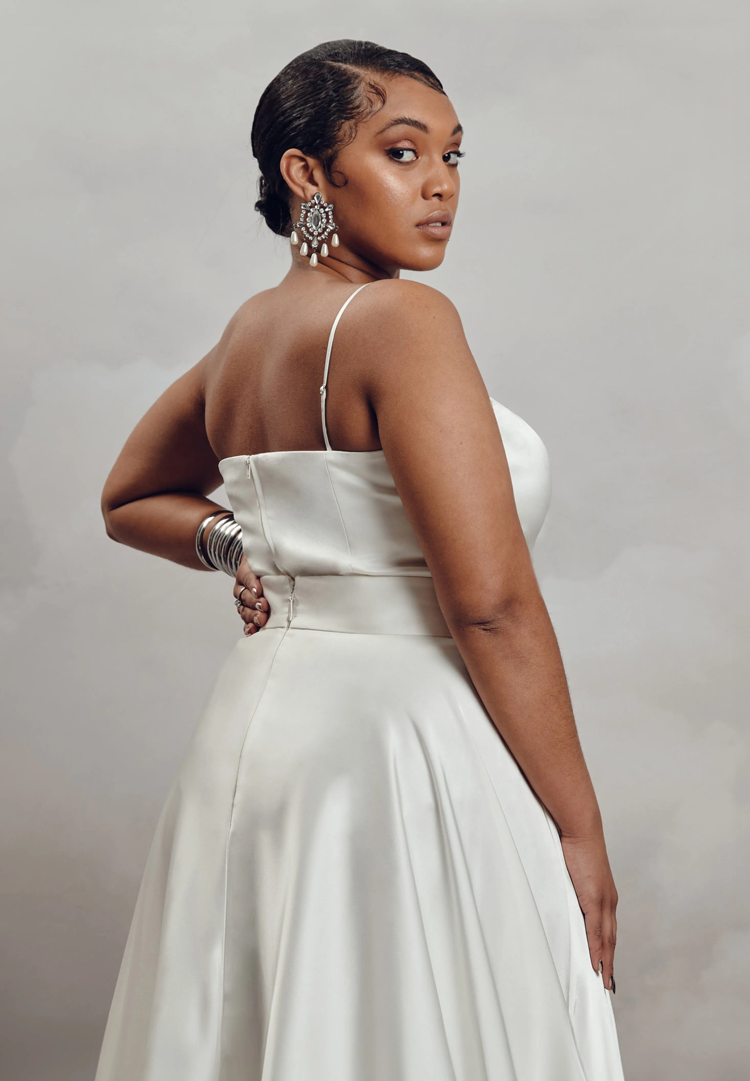 Darla Bodice Satin - Curve