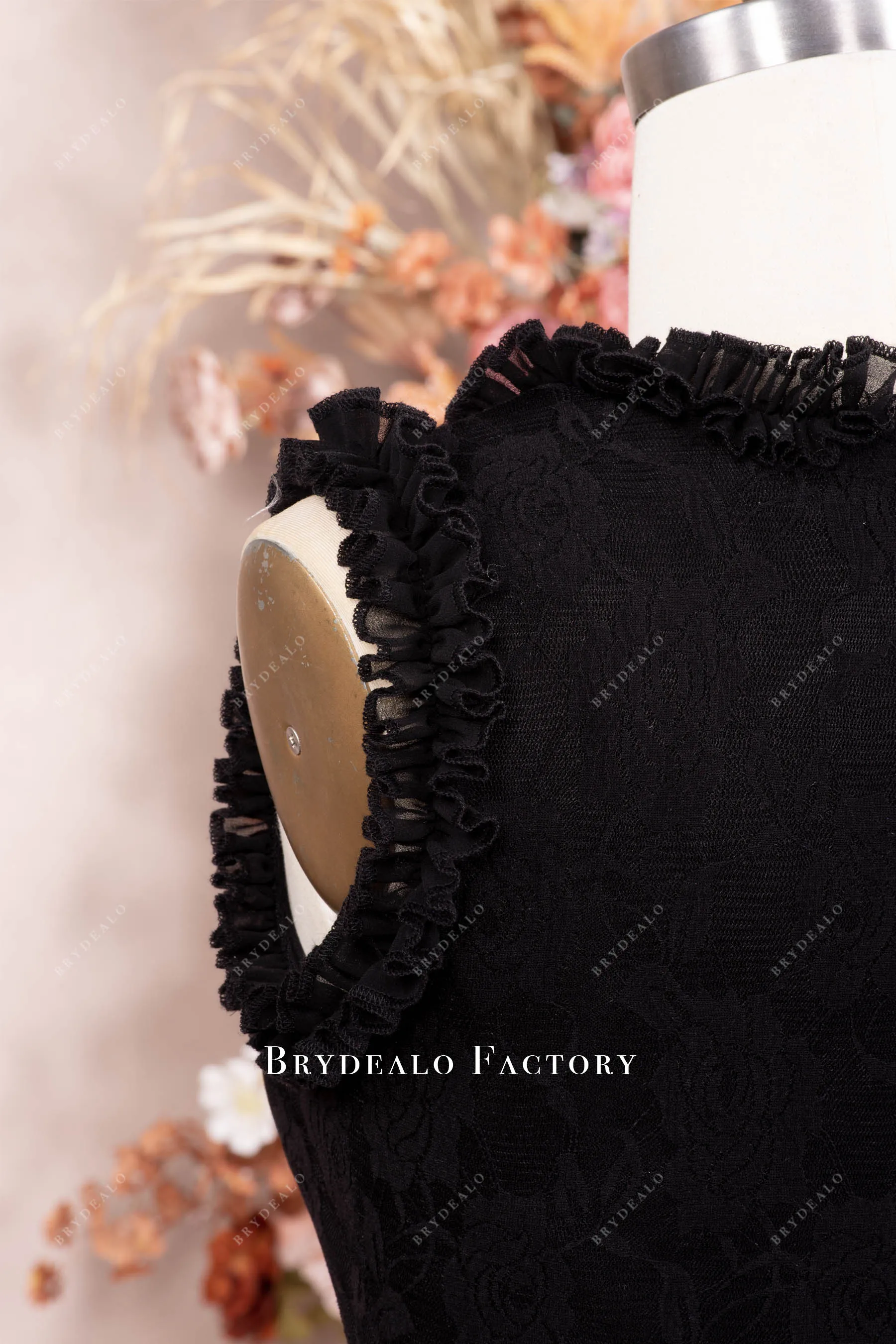 Elegant Black Floral Lace Sleeveless Mermaid Celebrity Formal Dress
