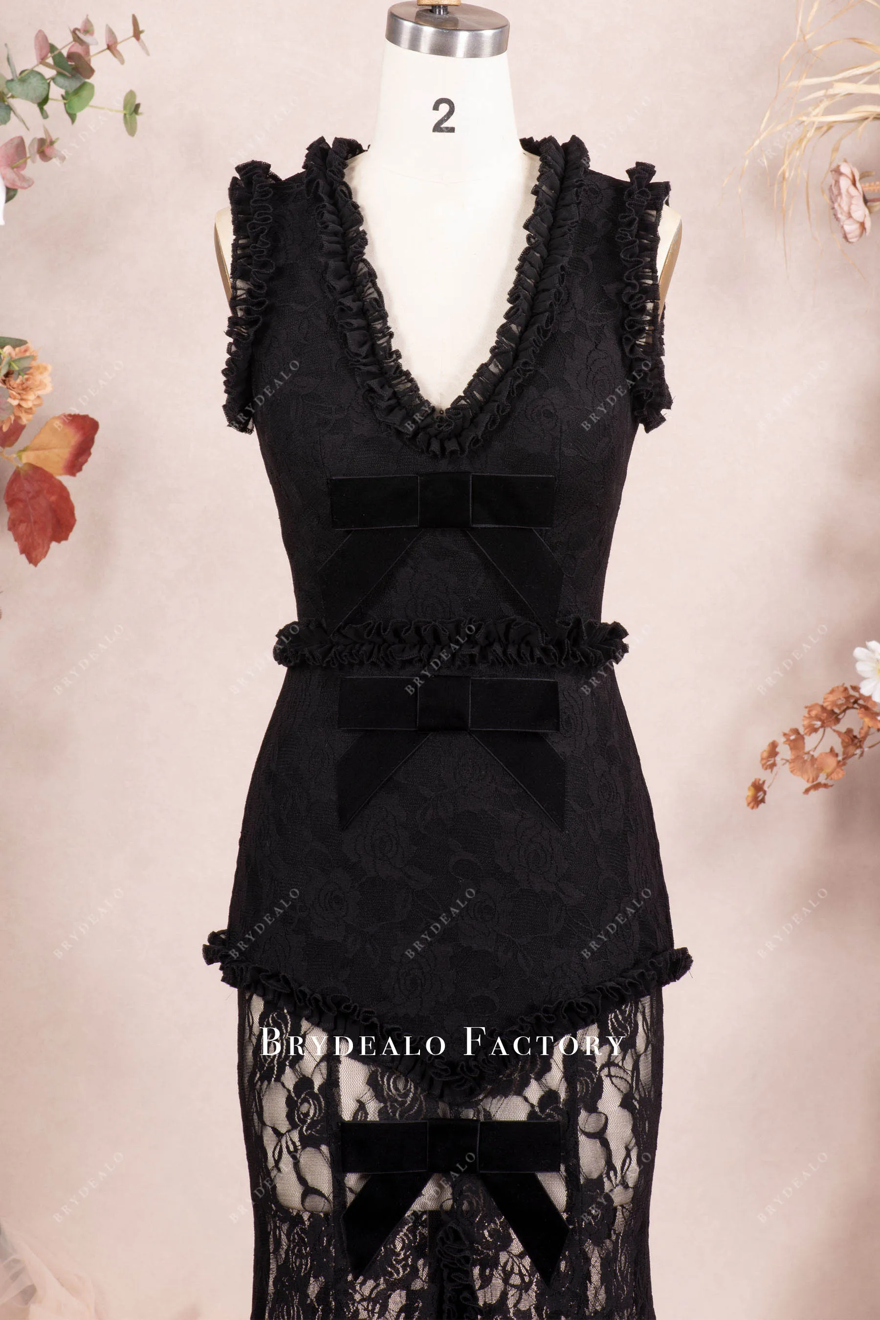 Elegant Black Floral Lace Sleeveless Mermaid Celebrity Formal Dress
