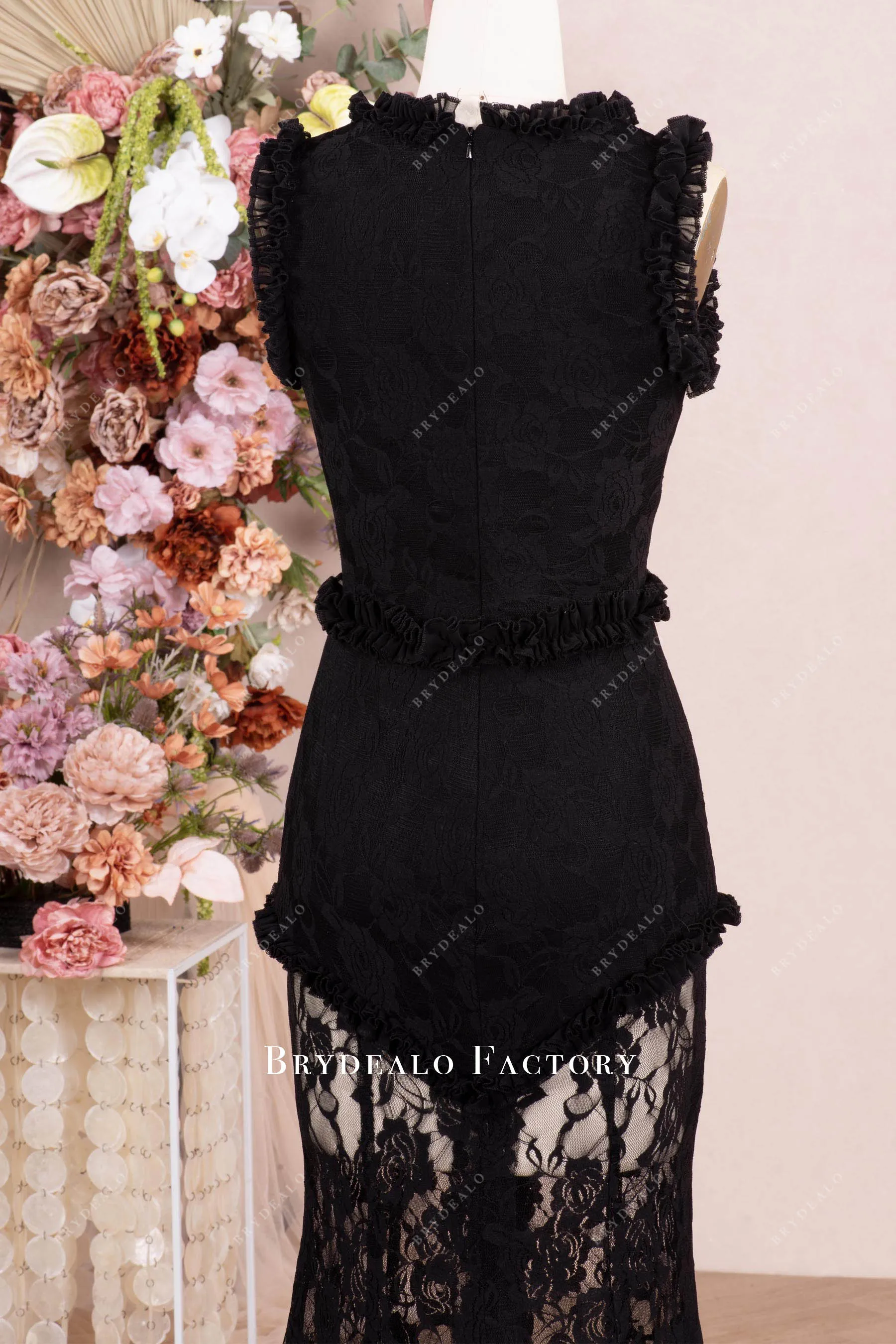 Elegant Black Floral Lace Sleeveless Mermaid Celebrity Formal Dress