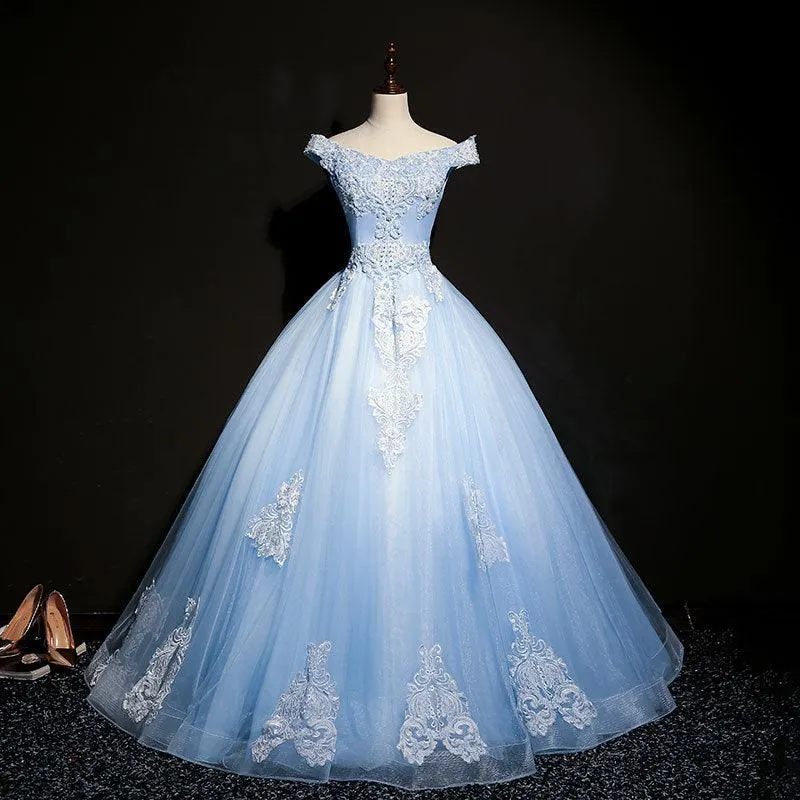 Elegant wedding dress