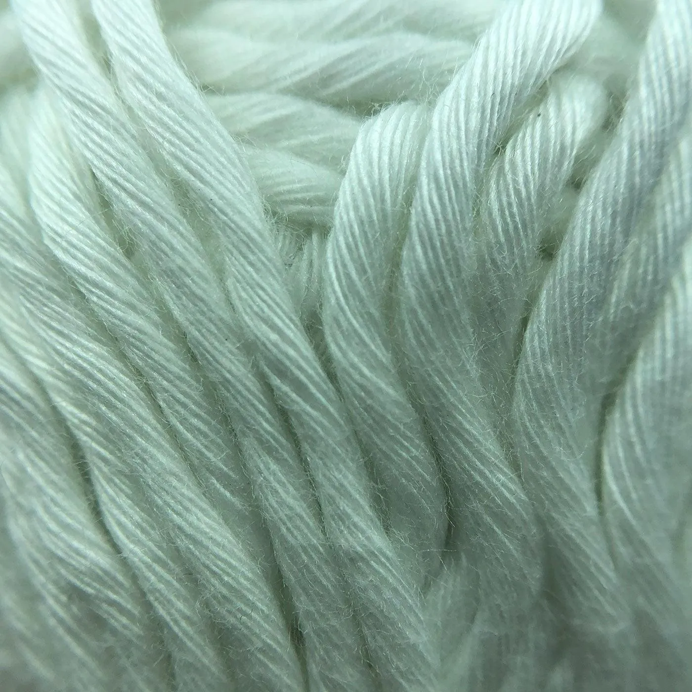 High Brightness Polyester White Glow-in-the-Dark Yarn