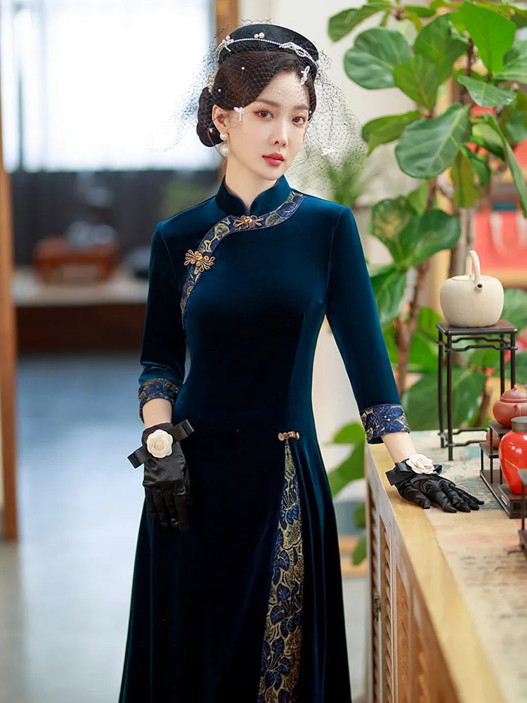 Loose-Fit Improved Vintage Mid-length Sleeve Velvet Cheongsam Dress for Women