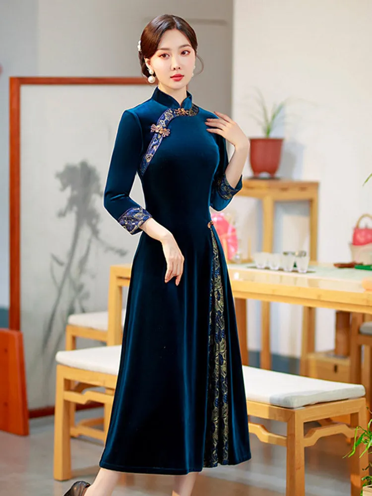 Loose-Fit Improved Vintage Mid-length Sleeve Velvet Cheongsam Dress for Women