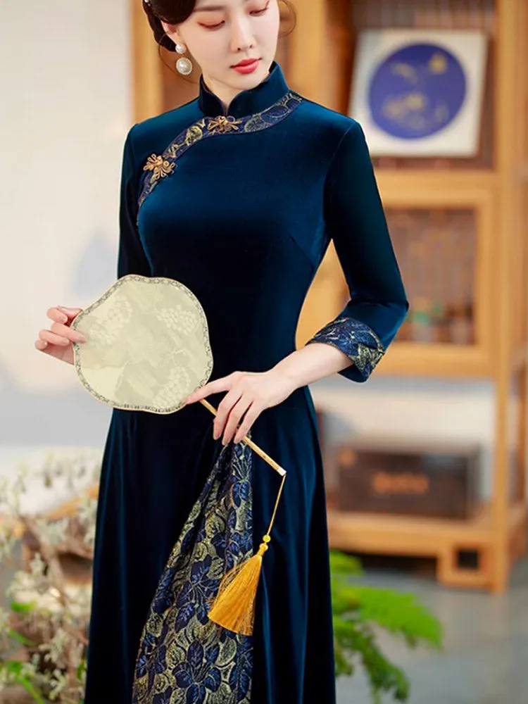 Loose-Fit Improved Vintage Mid-length Sleeve Velvet Cheongsam Dress for Women