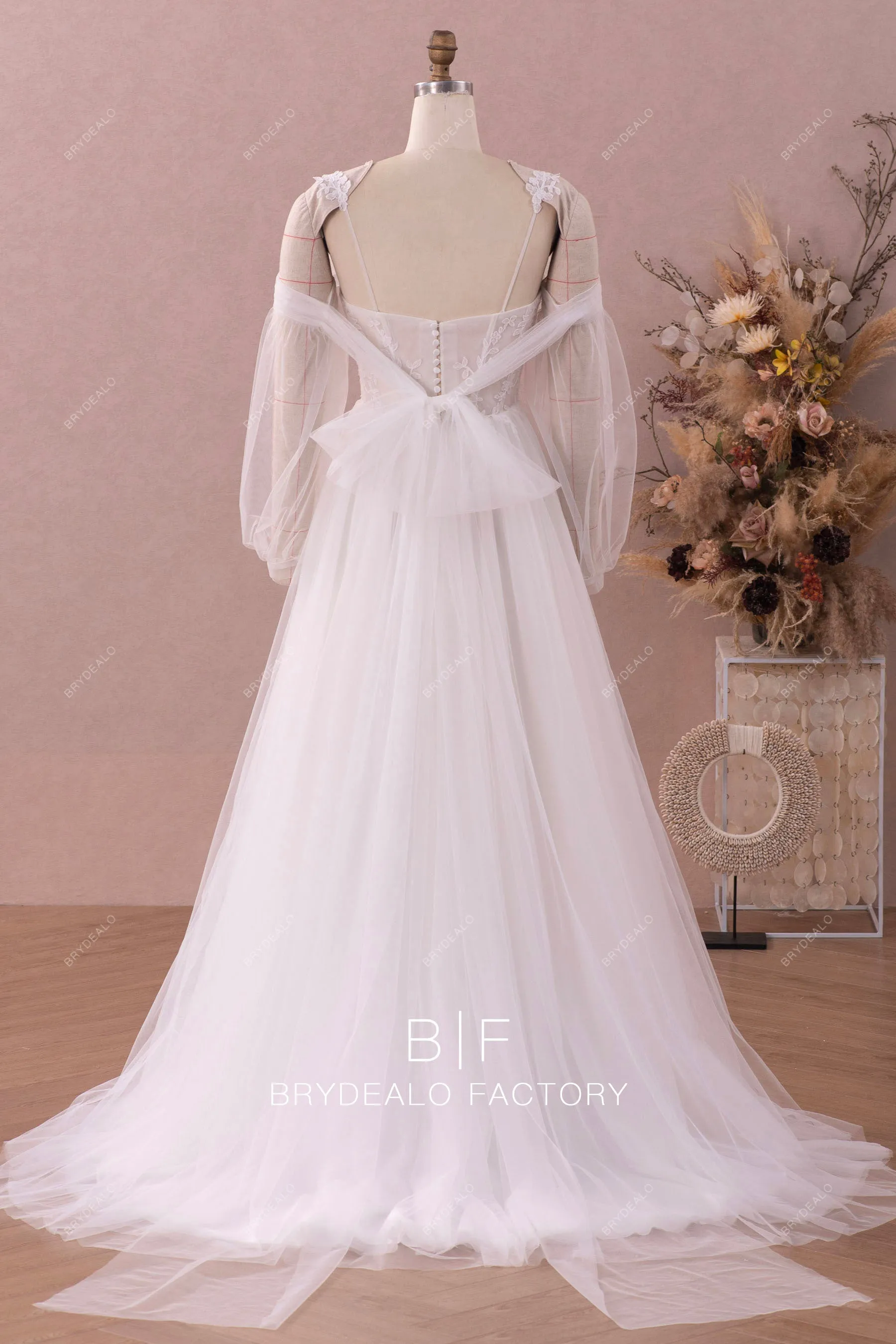 Modern Illusion Corset Lace Tulle Wedding Dress with Detachable Sleeves