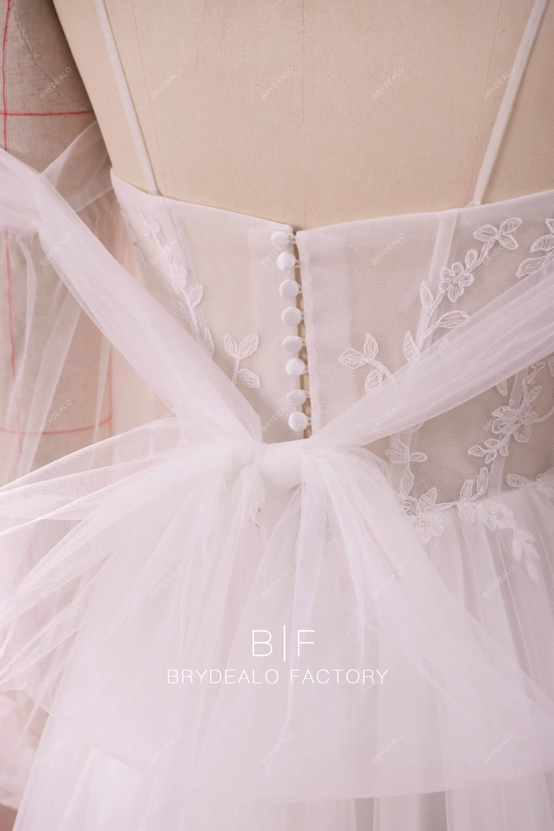 Modern Illusion Corset Lace Tulle Wedding Dress with Detachable Sleeves