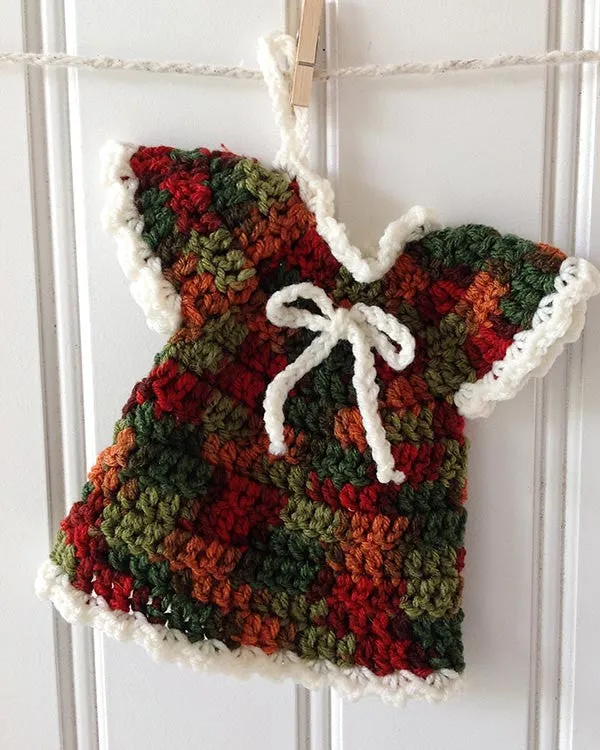 Oven Door Dress, Potholder, and Fridgie Crochet Patterns