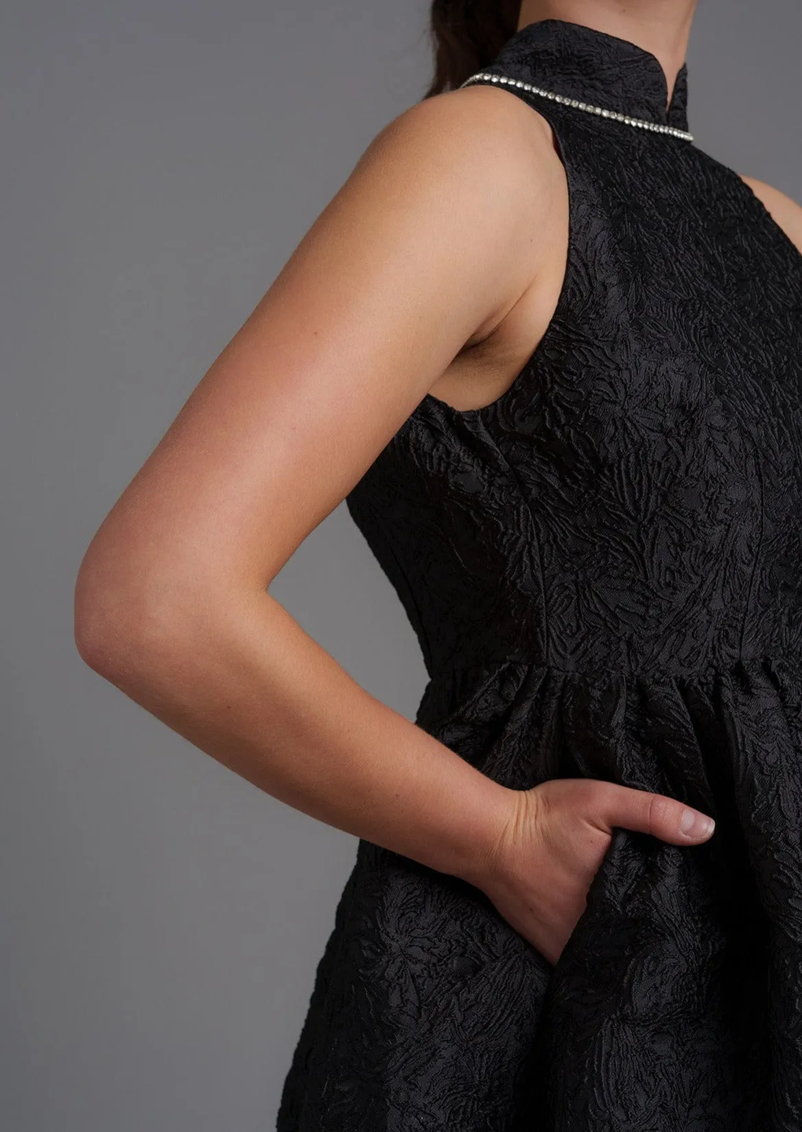 Petunia Brocade Mini Qipao (Black)