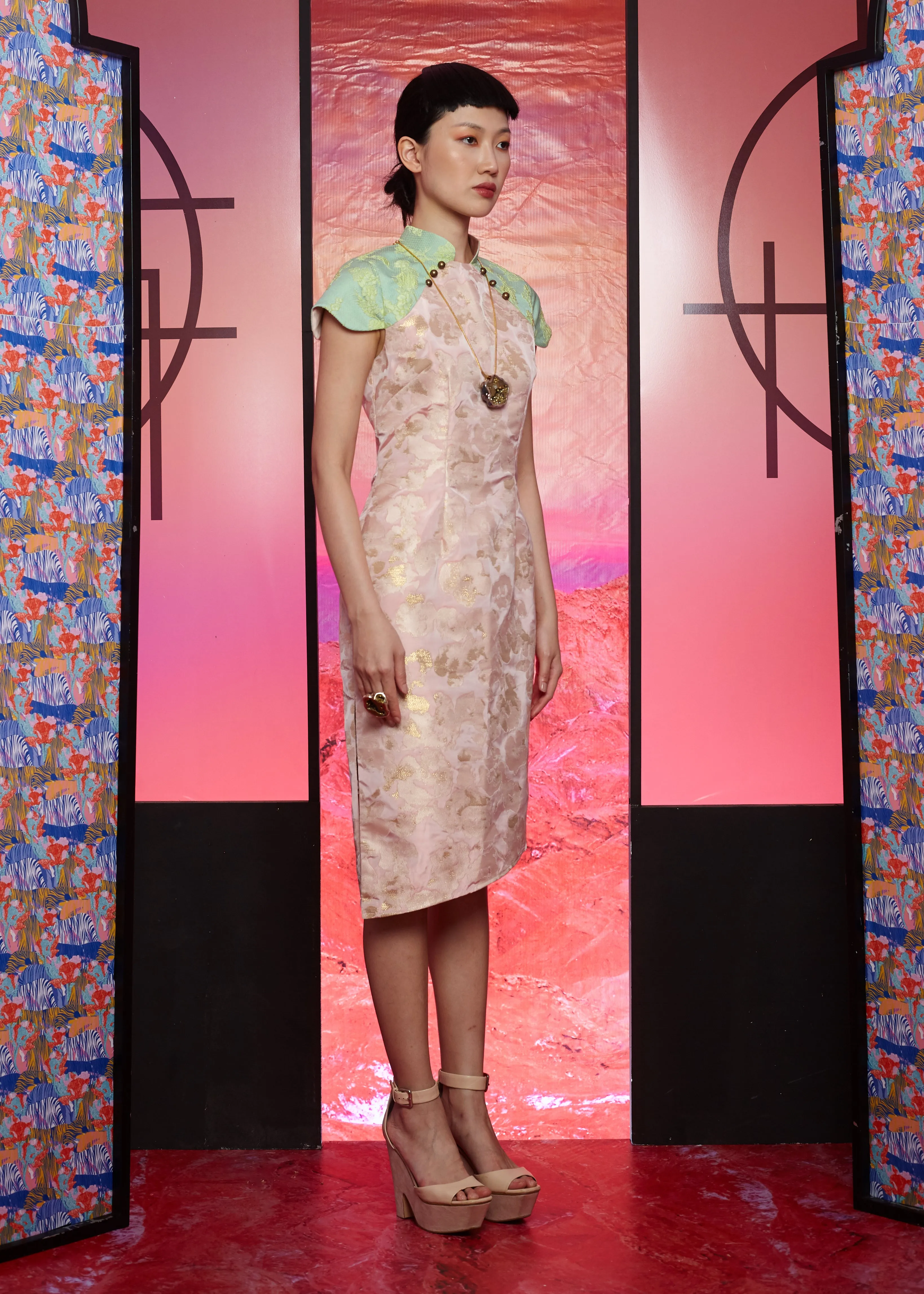 PINK JACQUARD WITH MINT GREEN JACQUARD YOKE - CHEONGSAM WITH DIAGONAL HEM - PINK