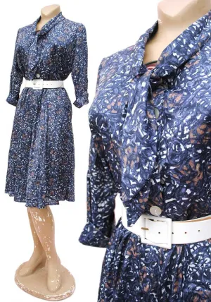 Vintage 1950s Blue Rayon Shirt-waister • Pussy Bow • Tea Dress