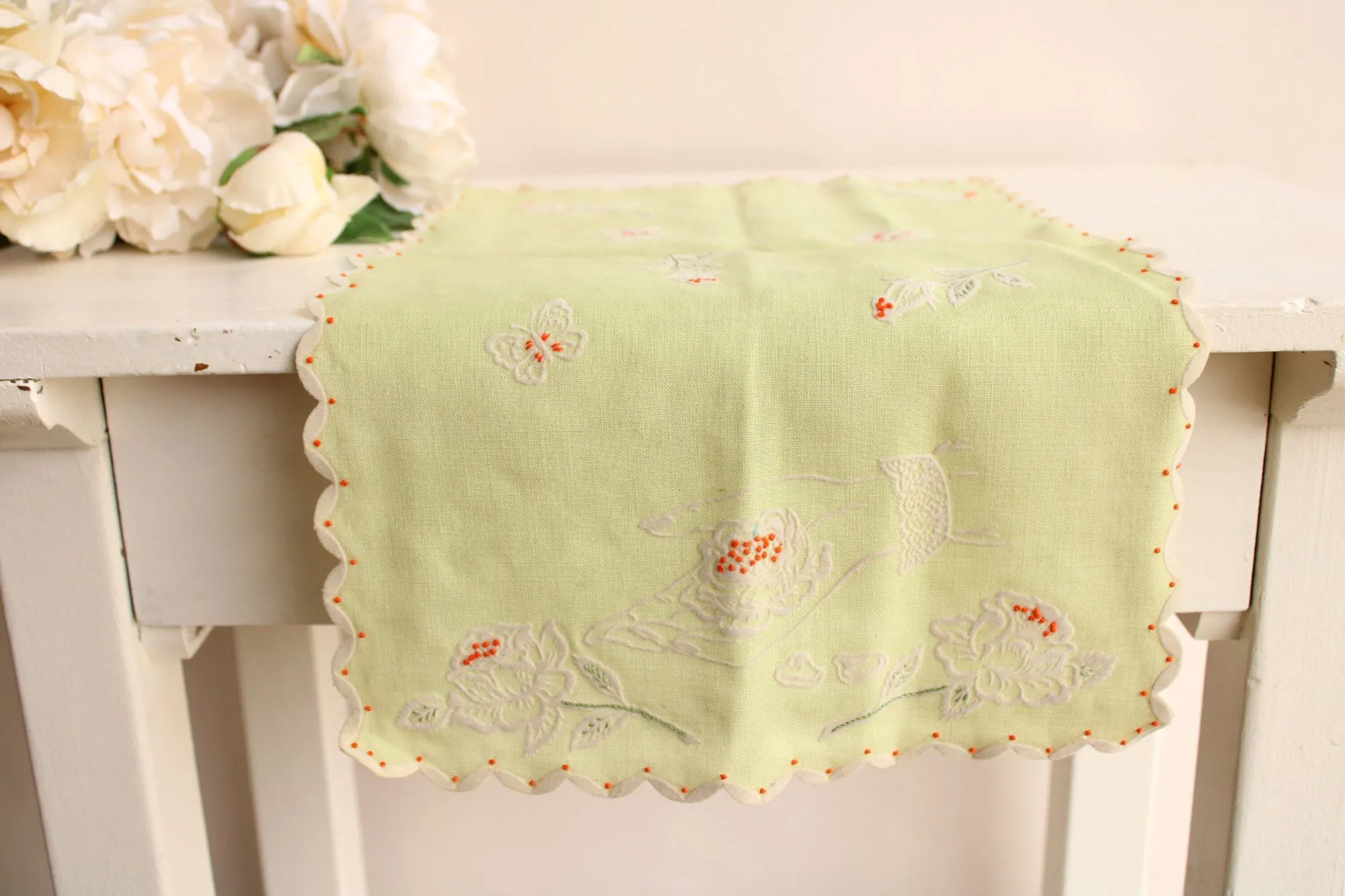 Vintage Green Linen Tea Towel with Floral Rose Embroidery