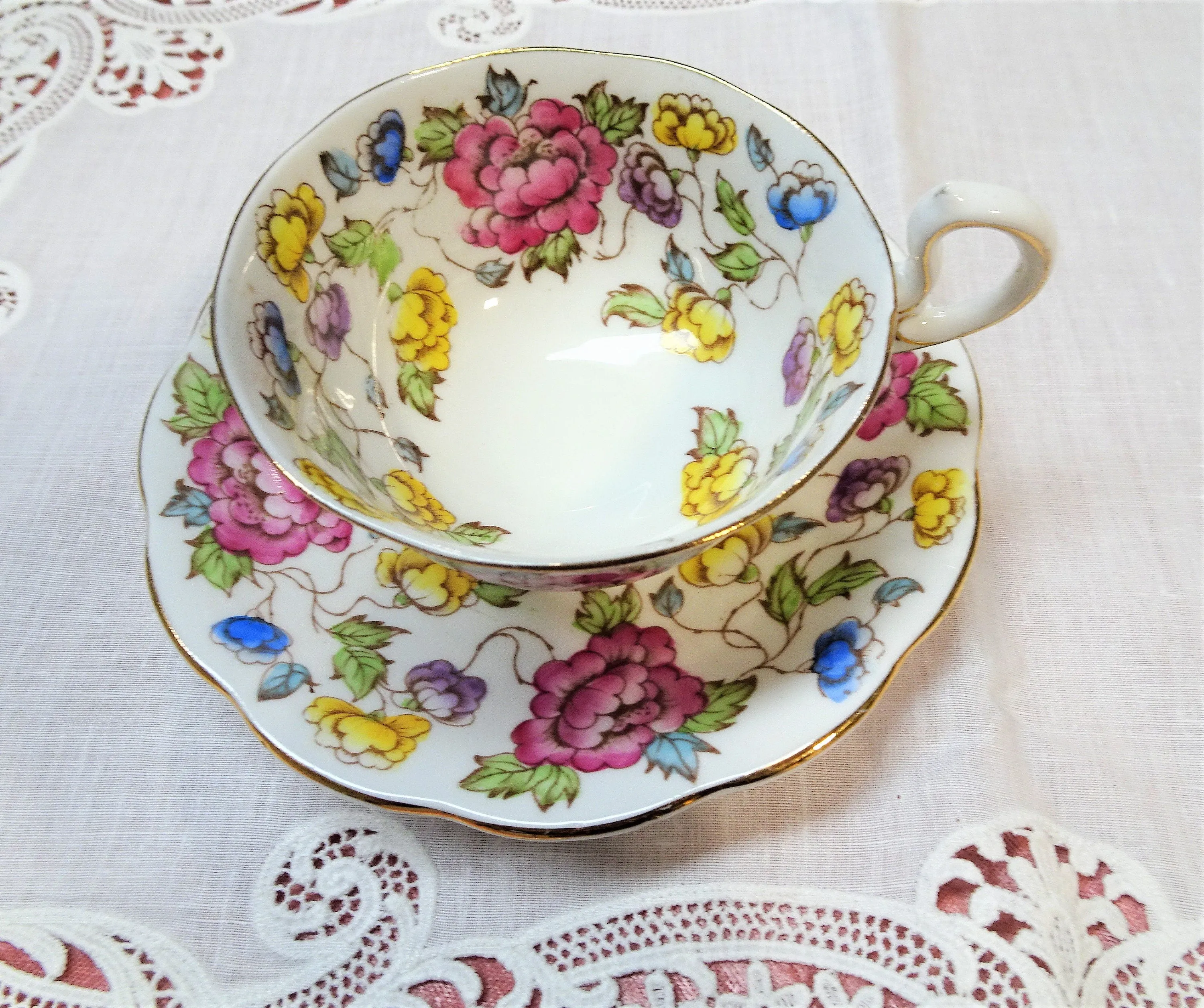 VINTAGE Royal Standard English Bone China Sumptuous Wide Teacup and Saucer,Royal Tudor Pattern, Lavish Cup and Saucer,Collectible Teacups